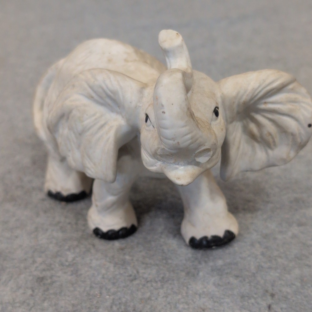 UGC Vintage‎ Ceramic Elephant Figurine White Trunk Up Taiwan Decor VG - Picture 7 of 7